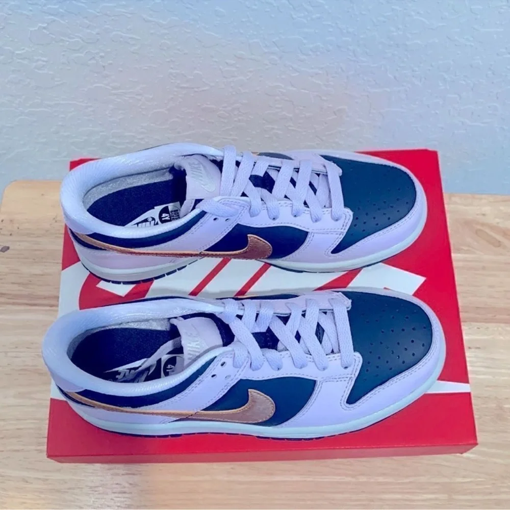 NIKE DUNK LOW SE GS SNEAKERS - Picture 7 of 12